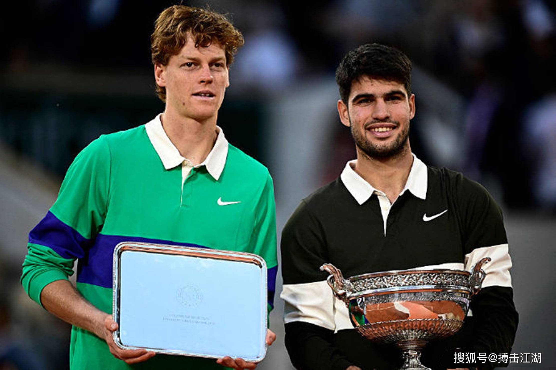 看到他赢得 看到他赢得